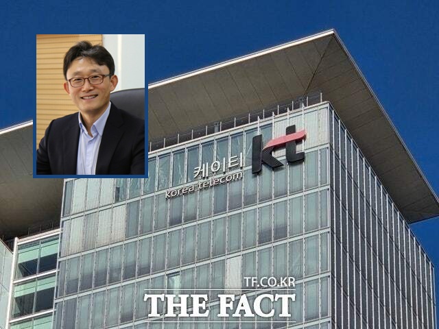KT가 박윤영 전 KT 기업부문장 사장(사진 왼쪽 위)을 차기 대표이사 후보로 확정했다. /KT·더팩트 DB