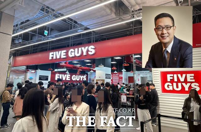 17일 H&Q는 김동선 한화갤러리아 부사장(사진)이 주도해 들여온 햄버거 프랜차이즈 파이브가이즈의 운영사 에프지코리아와 양해각서를 체결했다./더팩트DB,한화갤러리아