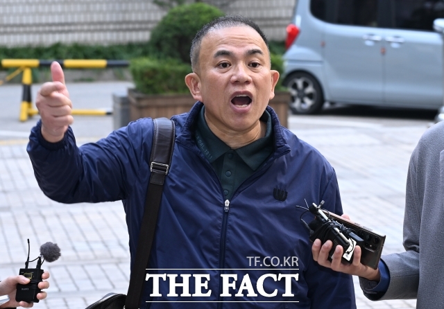 검찰이 정치자금법 위반 혐의 등으로 기소된 정치 브로커 명태균 씨에게 징역 6년을 구형했다. /이새롬 기자