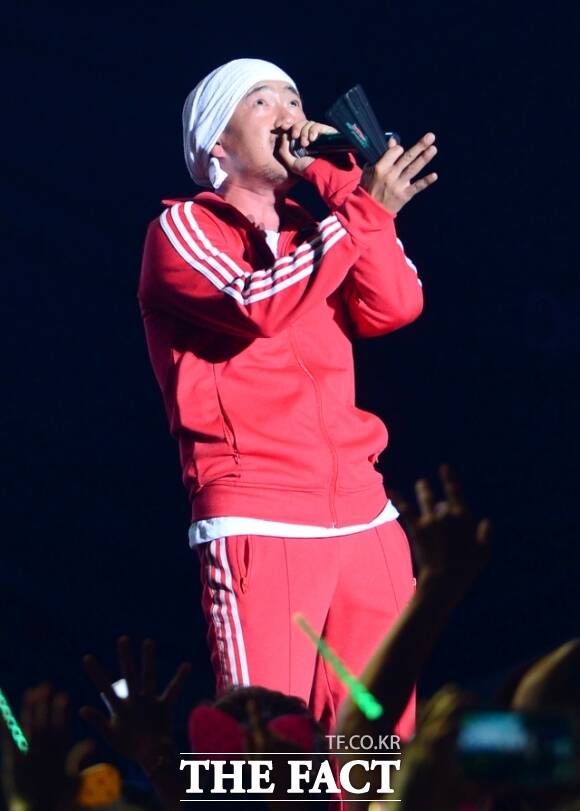 [단독] DJ DOC 이하늘, 모욕죄로 200만원 구약식 처분…추가 검찰 송치도