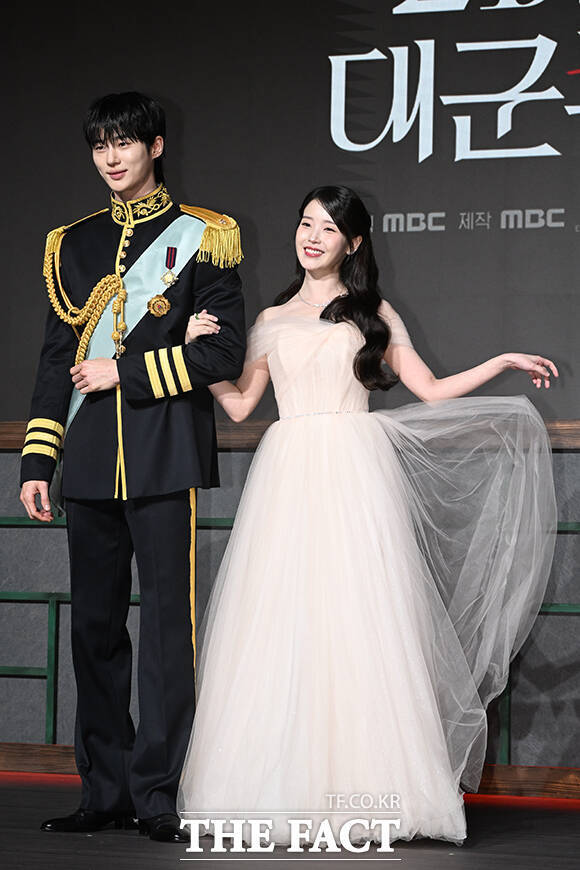 아이유 ·변우석 '21세기 대군부인', 관전 포인트 공개…세계관 맛집