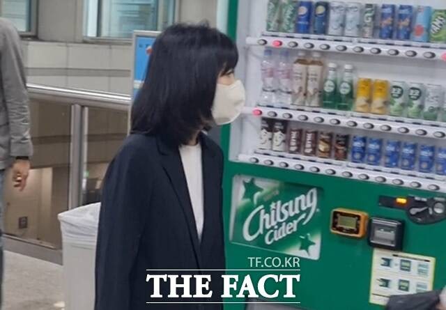 LG家 구연경·윤관, 문제의 주식 '메지온' 알려준 회장 함께 만났나