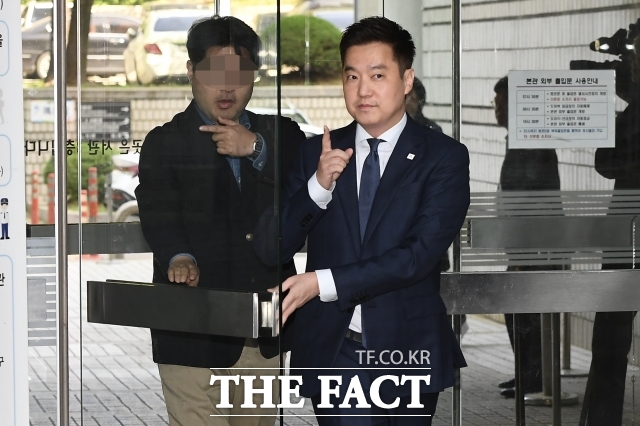 [강일홍의 이슈토크] '김수현 명예훼손' 김세의, 곧 영장실질심사