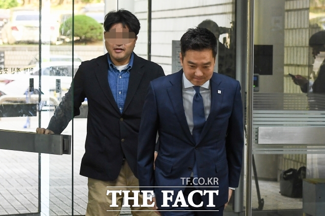 [강일홍의 클로즈업] '사이버레커의 칼끝'…김세의 구속영장이 준 '경고...