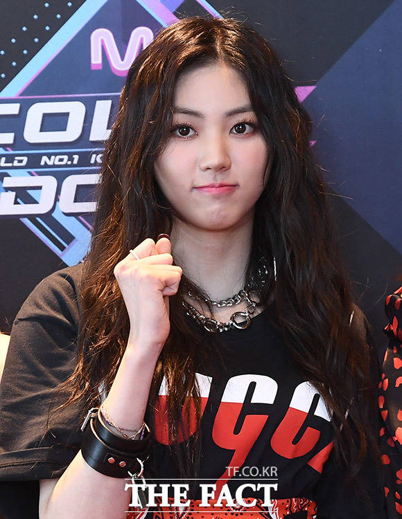 CLC <b>권은빈</b>, <b>연예계 은퇴</b> 선언…"더 나은 미래 위해"
