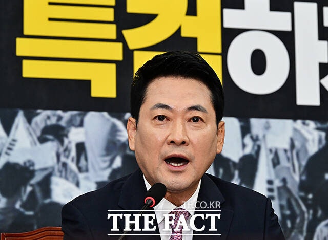 장동혁 "특검 거부는 정권 침몰의 도화선 될 것" [TF사진관]