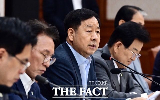 정부, 민생 안정 위해 <b>석유 최고</b>가 <b>인하</b>…물가 상승률 3% 이내로 관리