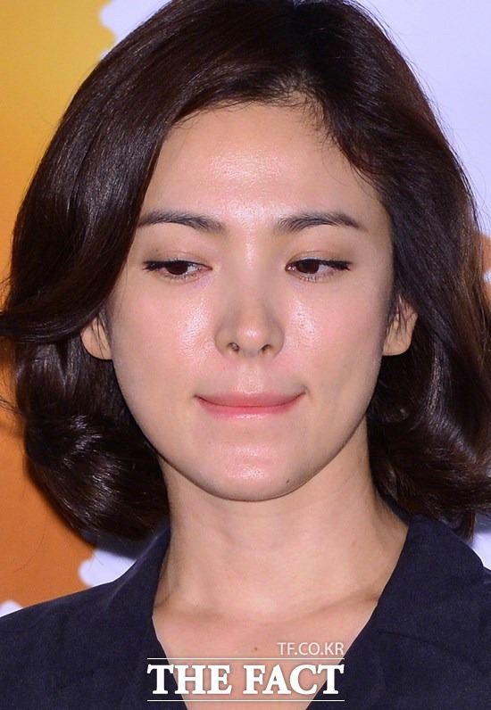 [강일홍의 오늘연예] UAA와 결별 송혜교, 10년전 '과잉대응' 무엇?(영상...