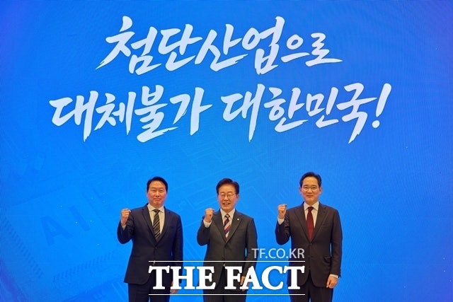 국힘 "메가프로젝트는 지지율 방어용"…민주 "국운 건 대전환"