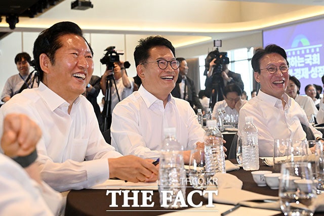與 당권주자 3인3색…정청래·김민석·송영길 승부수(종합)