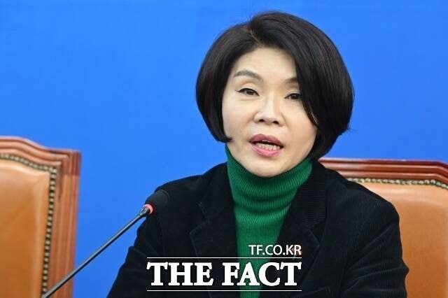 당정 "2028년부터 10조 이상 <b>코스피</b> 상장사에 <b>ESG 공시</b> 의무화"