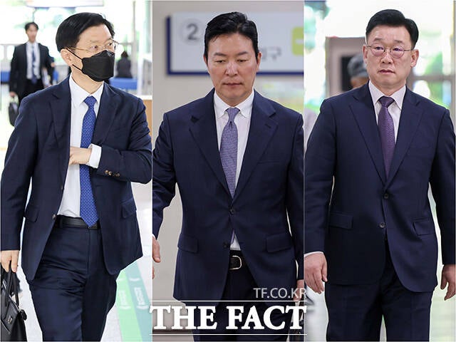 '윤 체포방해' 경호처 박종준 징역 4년·김성훈 5년…법정구속
