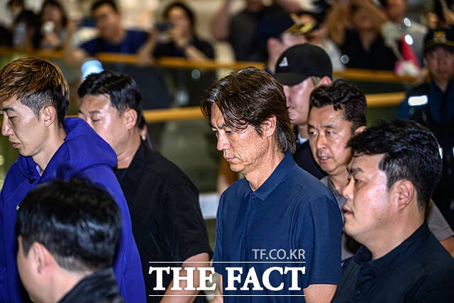 경찰, '<b>홍명보 선임</b> 의혹' <b>수사</b> 속도…고발 2년 만에
