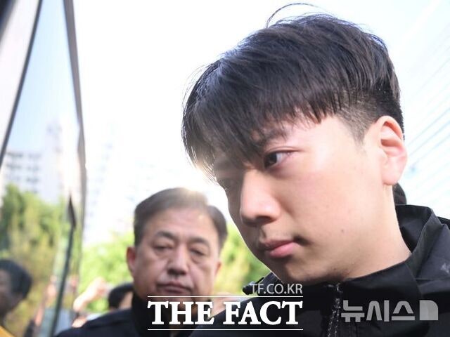 "피해자 몰랐다"던 <b>장윤기</b>, 범행 전 피해 <b>여고생</b> 인지 정황 발견