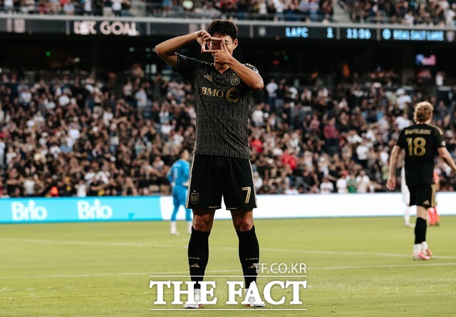 [속보] LAFC <b>손흥민</b>, <b>3경기 연속골</b> '폭발'...전반에만 3-0 리드