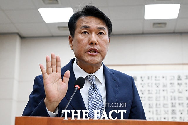 '계엄 정당화 메시지' <b>김태효 구속기소</b>…내란 중요임무 종사 혐의