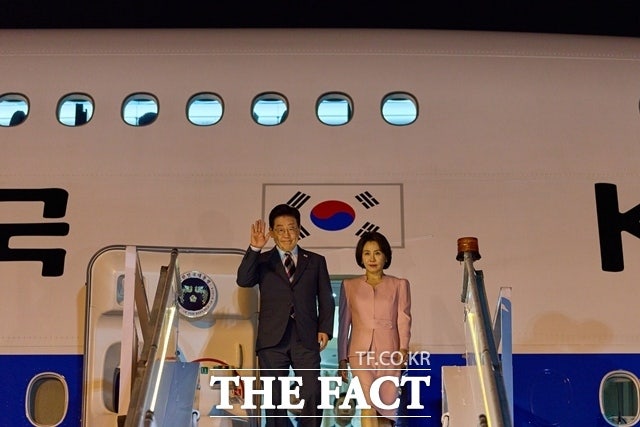 李 <b>대통령</b>, <b>칠레</b>로 <b>출국</b>…브라질 국빈방문 마무리