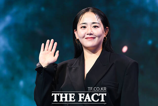 <b>문근영</b>, 7세 연상 정평과 <b>결혼</b>…"축복과 격려 부탁"