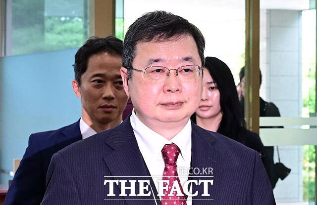 외교부, <b>日 방위백서</b> 독도 <b>영유권 주장</b>...총괄공사 초치 [TF사진관]
