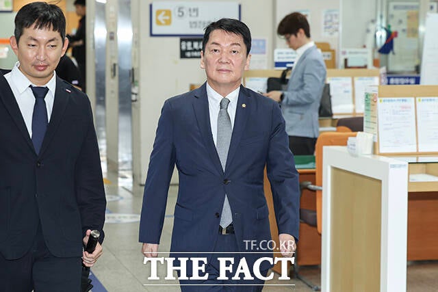 <b>안철수</b> "당내 '<b>복당 운동권</b>' 없어져야"…재차 '친한계' 저격