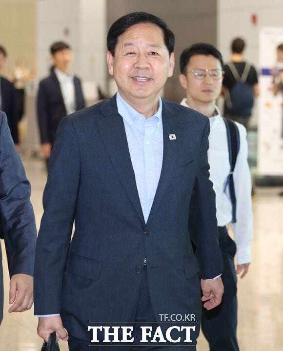 <b>구윤철</b>, <b>G20</b> 참석 앞두고 돌연 <b>출국</b> 취소…거취설 주목