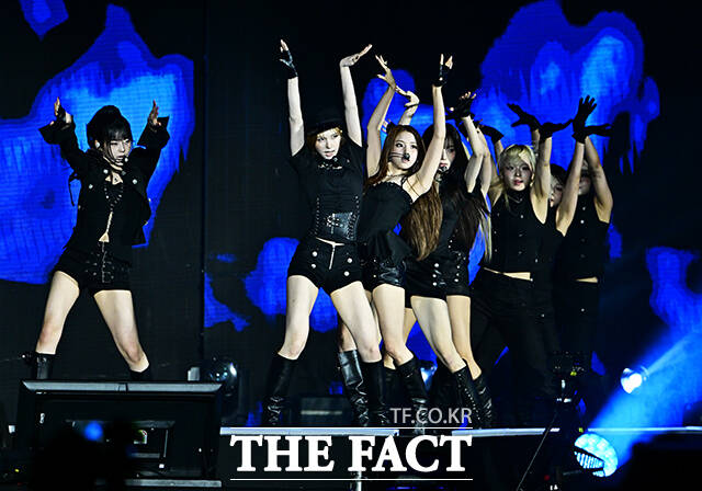 [2026 <b>TMA</b>] 엔믹스 '올블랙 걸크러시 폭발'