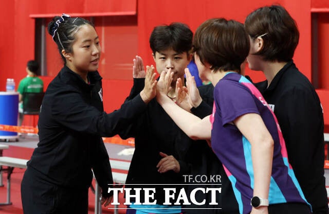 [아시안게임] 여자 <b>탁구</b>도 한일전서 0-3 완패…3회 연속 동메달