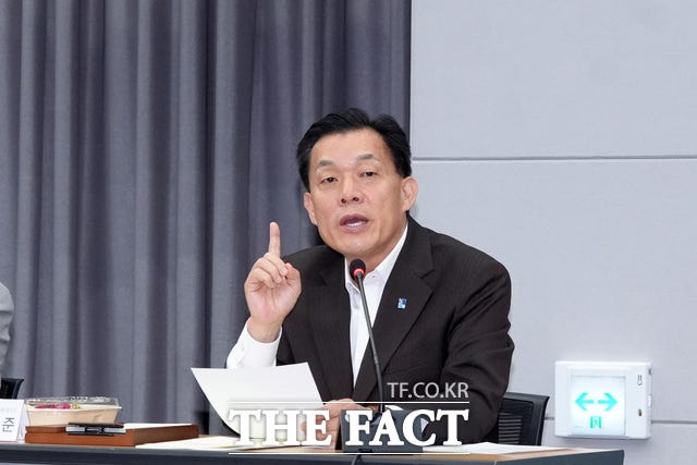 <b>이재준</b> 수원시장 "중앙 권한·재원, <b>지방</b>으로 과감히 이양해야"
