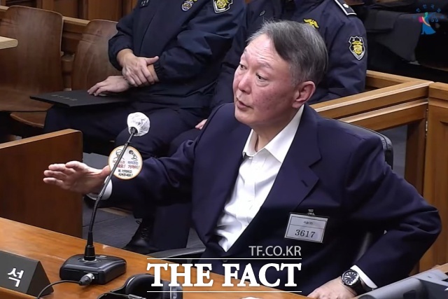 국민의힘의 선거비용 397억원 반환 여부를 가를 윤석열 전 대통령의 공직선거법 위반 사건 항소심 재판이 13일 마무리된다.윤 전 대통령은 20대 대선 기간 중 허위 발언을 한 혐의로 1심에서 당선무효형을 선고받았다