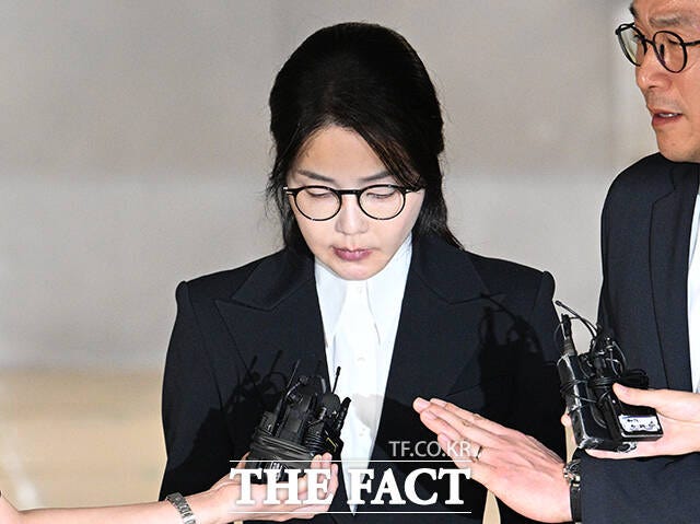 <b>김건희</b>, <b>추가 구속</b>영장 심문 45분 만에 종료…직접 석방 호소