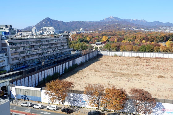 The redevelopment construction site of Jongmyo and Seun District 4 in Jongno District, central Seoul