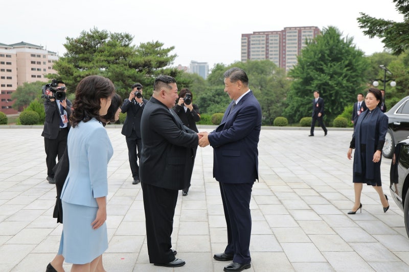 Kim Jong-un sends birthday message, flower basket to Xi Jinping