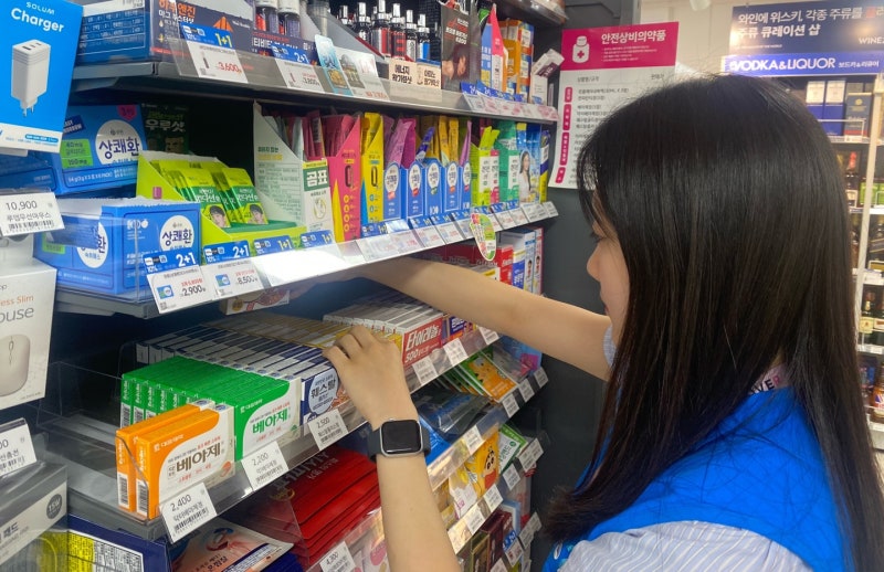 Korea weighs expanding over-the-counter medicines available at convenience stores