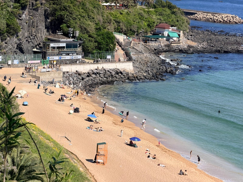 Unpacking for a month: Tourists swap quick stopovers for slow travel in Korea