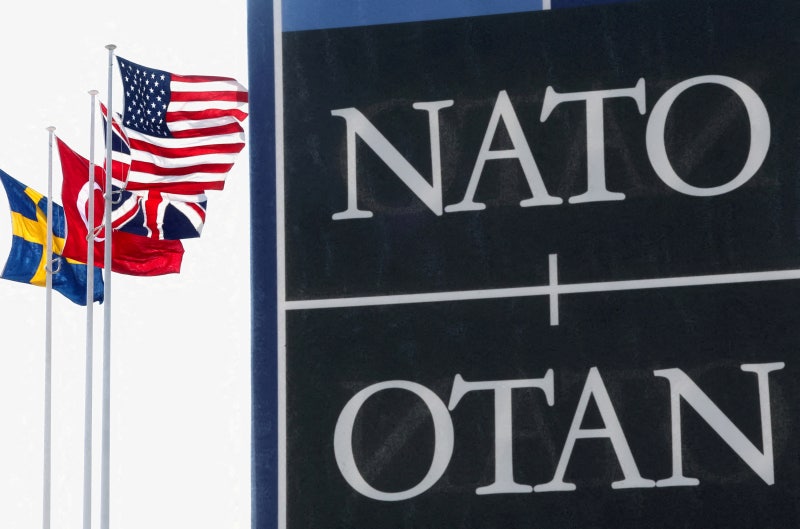 Lee to depart on five-day trip for NATO summit in Turkey, state visit in Mongolia
