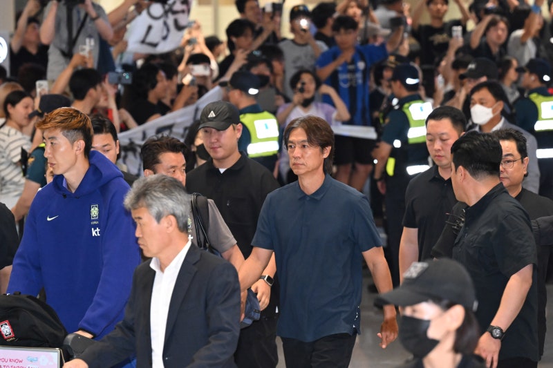 Police widen probe into Hong Myung-bo appointment