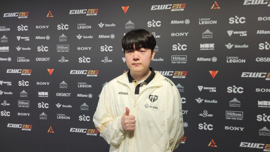 Kim “Canyon” Geon-bu poses for the press after the opening match of the Esports World Cup at Paris Expo Porte de Versail