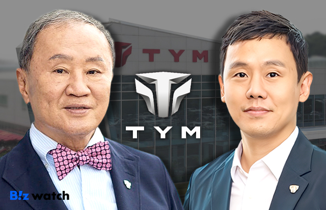 김희용 TYM 회장(왼쪽).차남이자 후계자 김식 부사장.