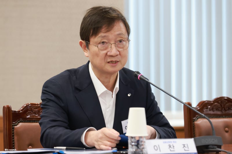 이찬진, 가상자산 CEO에 "고위험 상품·자극적 이벤트, 신뢰 상실"