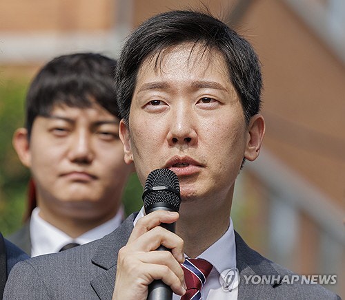 '<b>임성근</b> 구명의혹 제보' <b>김규현</b> 변호사 <b>경찰</b> 소환 조사