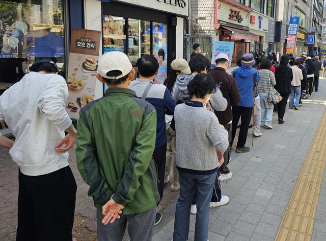 'SKT 유심교체' 악용 피싱사례 확인… 본인인증 앱 PASS 먹통