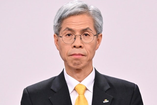 [속보] <b>권영국</b> "윤석열 씨 내란 우두머리 인정하냐"…김문수 "지금 재판...