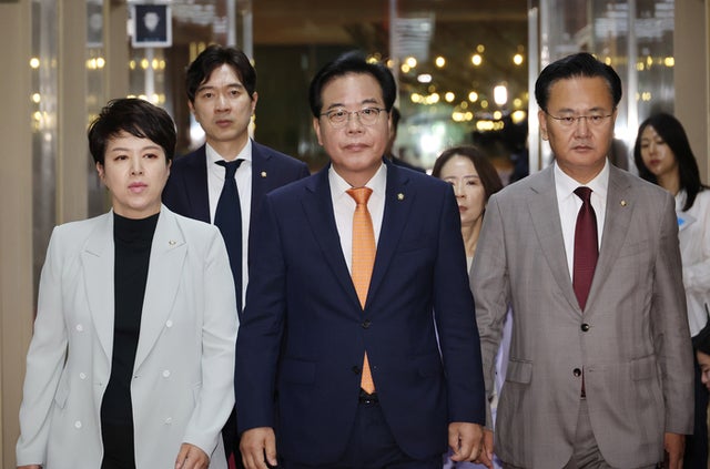 송언석 "<b>예결위원장 선출 협조</b>…상임위원장은 추가 협의 필요"