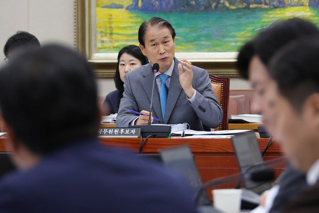 여야, <b>권오을</b> 보훈부장관 <b>후보자 청문회</b>서 '자료 미제출' 질책