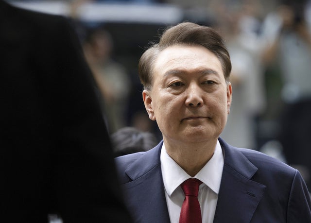 [속보] <b>윤석열</b> 전 대통령 <b>조기 구속기소</b>…"헌법상 계엄 통제장치 무력화...
