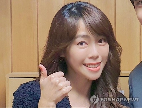 '<b>애즈원</b>' 멤버 <b>이민</b>, 47세로 <b>별세</b>…경찰 사인 조사 중
