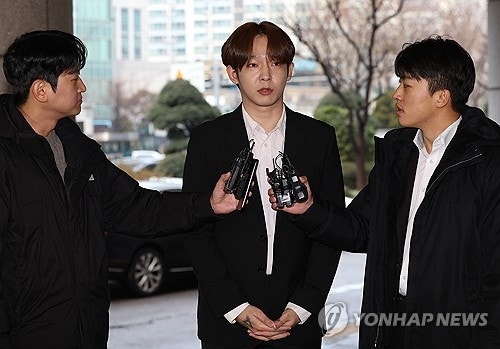 위너 출신 <b>남태현</b>, 첫 재판서 <b>음주운전</b> 혐의 <b>인정</b>