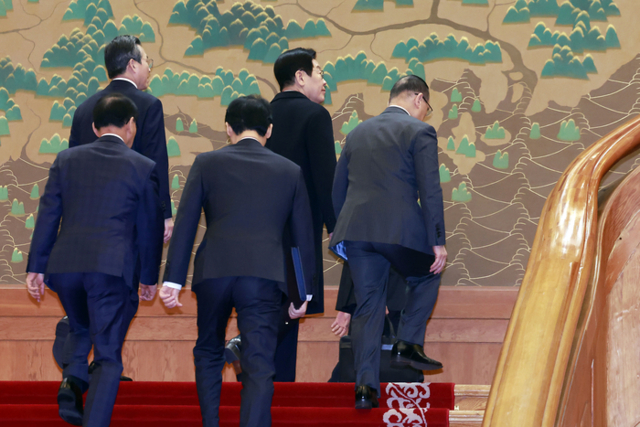 ▲ President Lee Jae-myung making his first commute to the Blue House after the relocation of the Yongsan Presidential Office on the 29th. Yonhap News