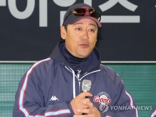 '국가대표 유격수' 롯데 <b>김민재</b> 코치, 53세로 별세