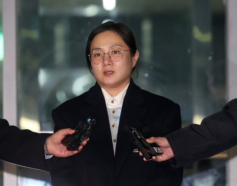 <b>박나래</b>, '미등록 기획사 운영' 혐의도 <b>검찰 송치</b>